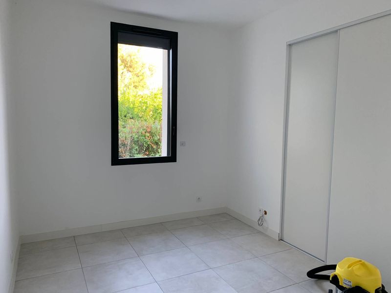 A louer Villa de 107 m² avec jardin de 350 m² et stationnements  Château Gombert 13013 Marseille