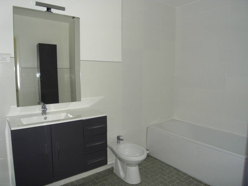 A louer T4 avec balcon et cave Secteur Gare de la Blancarde 13004 Marseille