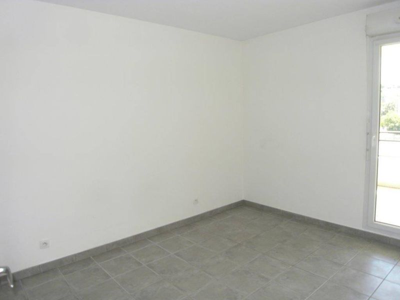 A louer Montolivet 13012 Marseille T2 de 43 m² avec terrasse de 16 m²